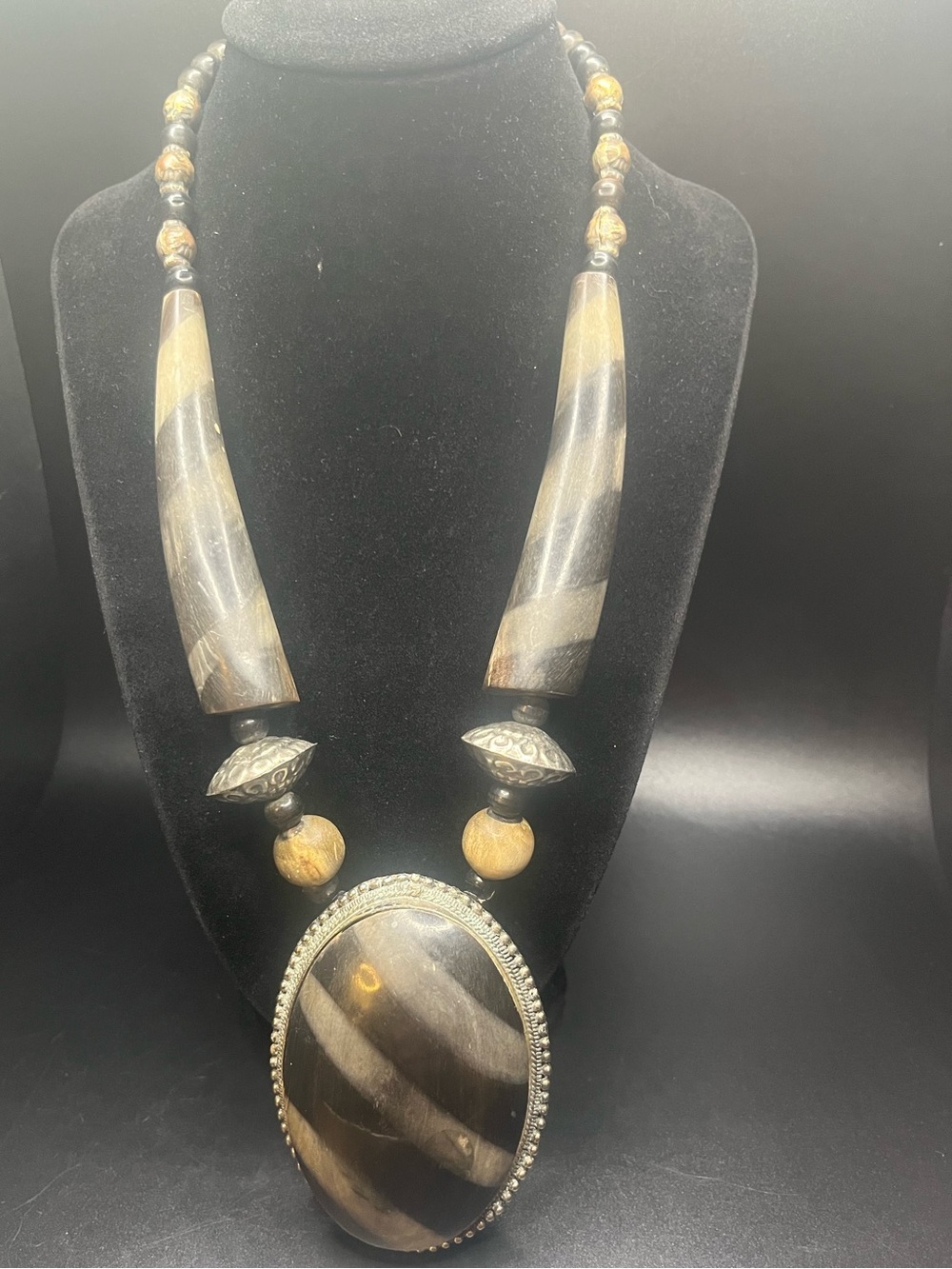 Artisan Genuine Horn Statement Necklace Large Oval Pendant Wood Silver Tone 20” - Picture 2 of 11